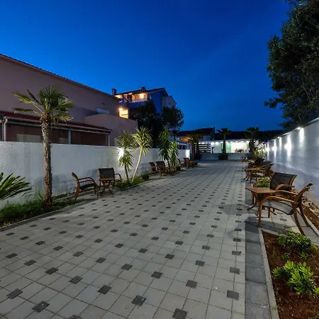 Boutique Ad Astra * Bibinje