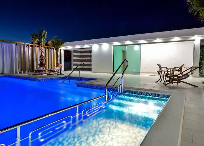 Boutique Ad Astra 비빈제